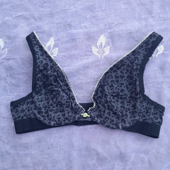 NWT Cacique bra - Picture 1 of 4